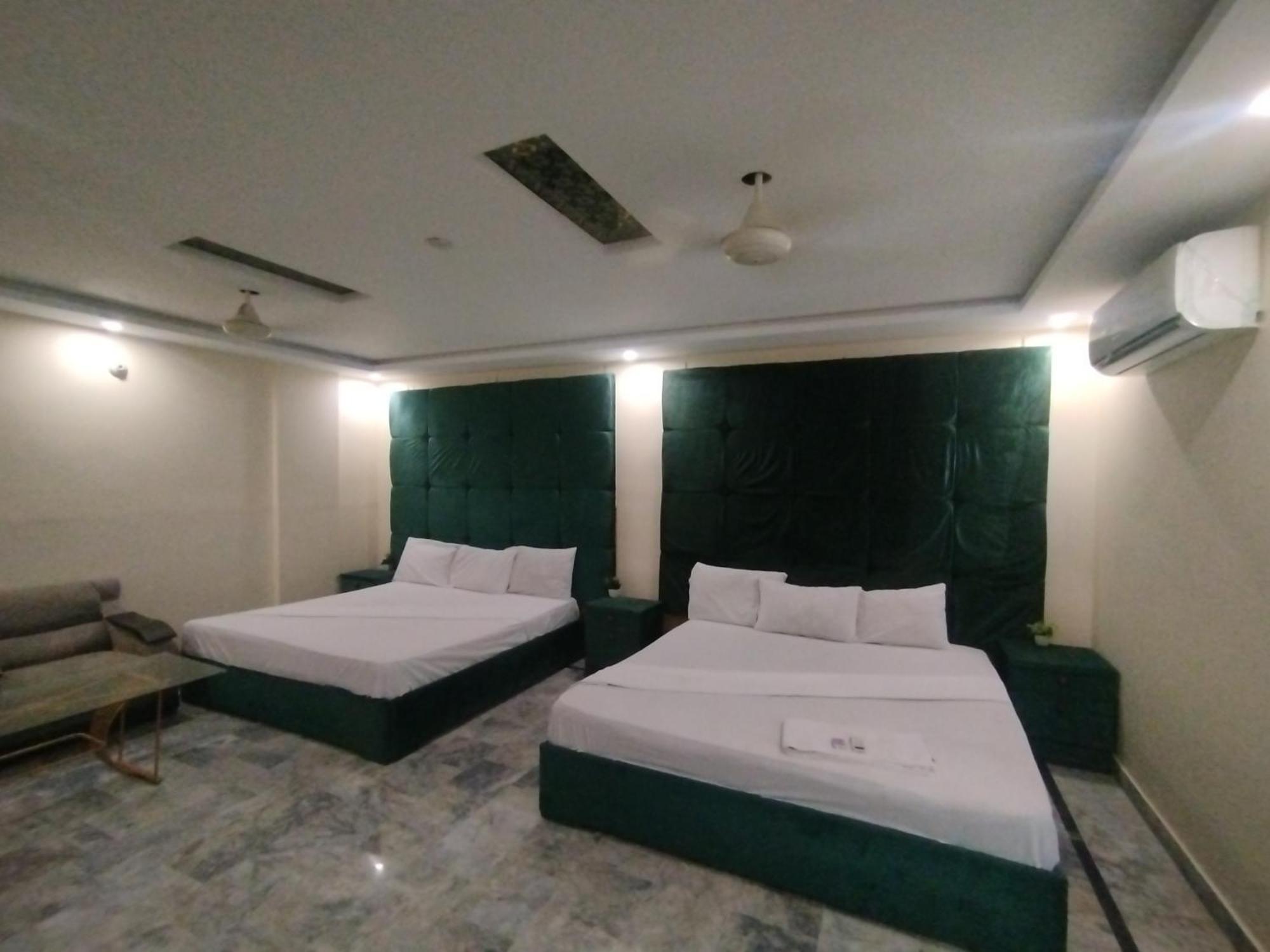Hotel Crown Plaza, Near Karachi Airport, Darul Sehat Hospital, Dow, Agha Khan And Liaqat Hospital Kültér fotó