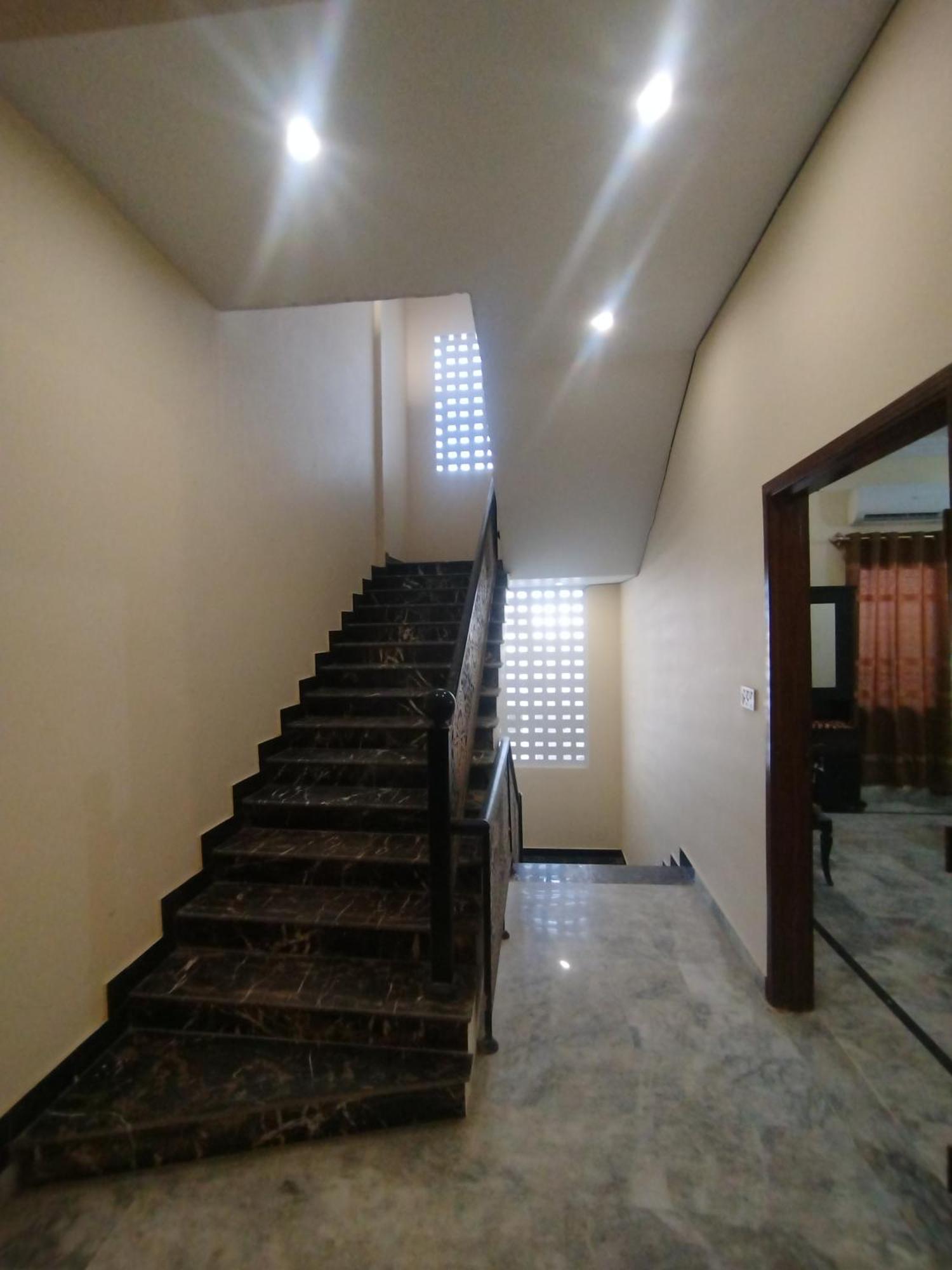 Hotel Crown Plaza, Near Karachi Airport, Darul Sehat Hospital, Dow, Agha Khan And Liaqat Hospital Kültér fotó